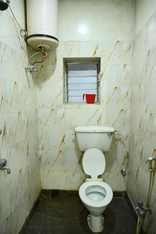 כלכותה Hotel Komala Vilas מראה חיצוני תמונה