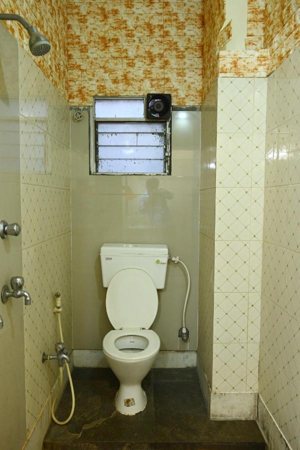כלכותה Hotel Komala Vilas מראה חיצוני תמונה